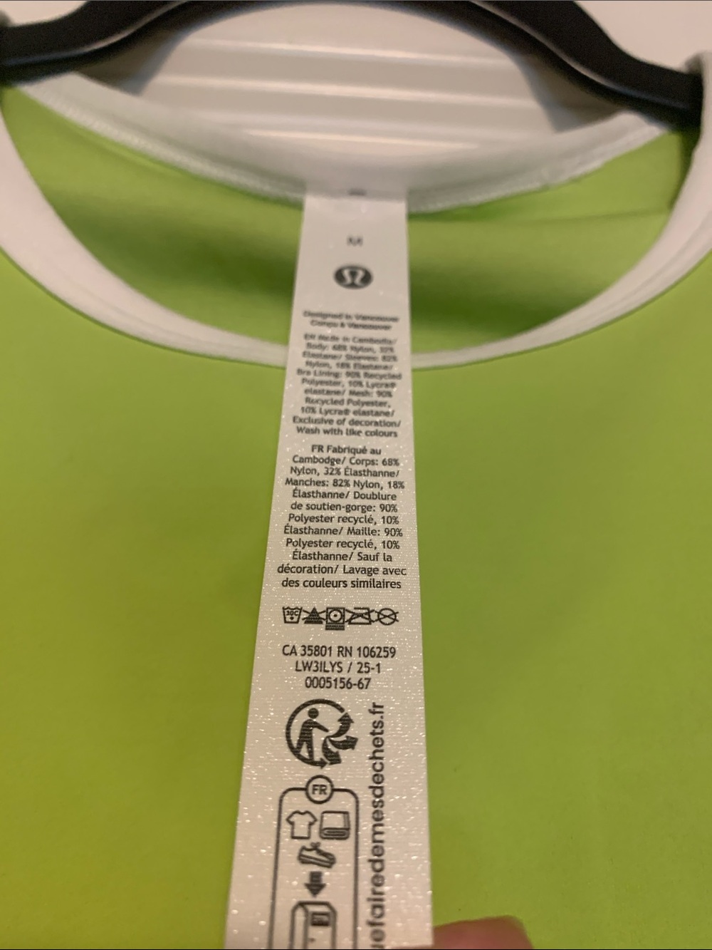 lululemon athletica Tight Fit Shelf Bra Tee- Sour Grape/White Sz M B/C, Like New - Picture 2 of 4